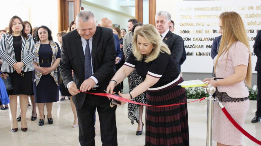 Siyasi sənədlər Arxivində “Möhkəm təməl uğurlu gələcəyin əsasıdır” adlı tədbir keçirilib